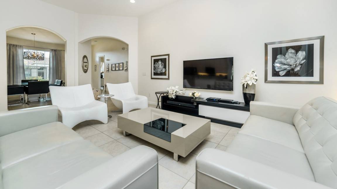 Photo of Livingroom in Loughman
