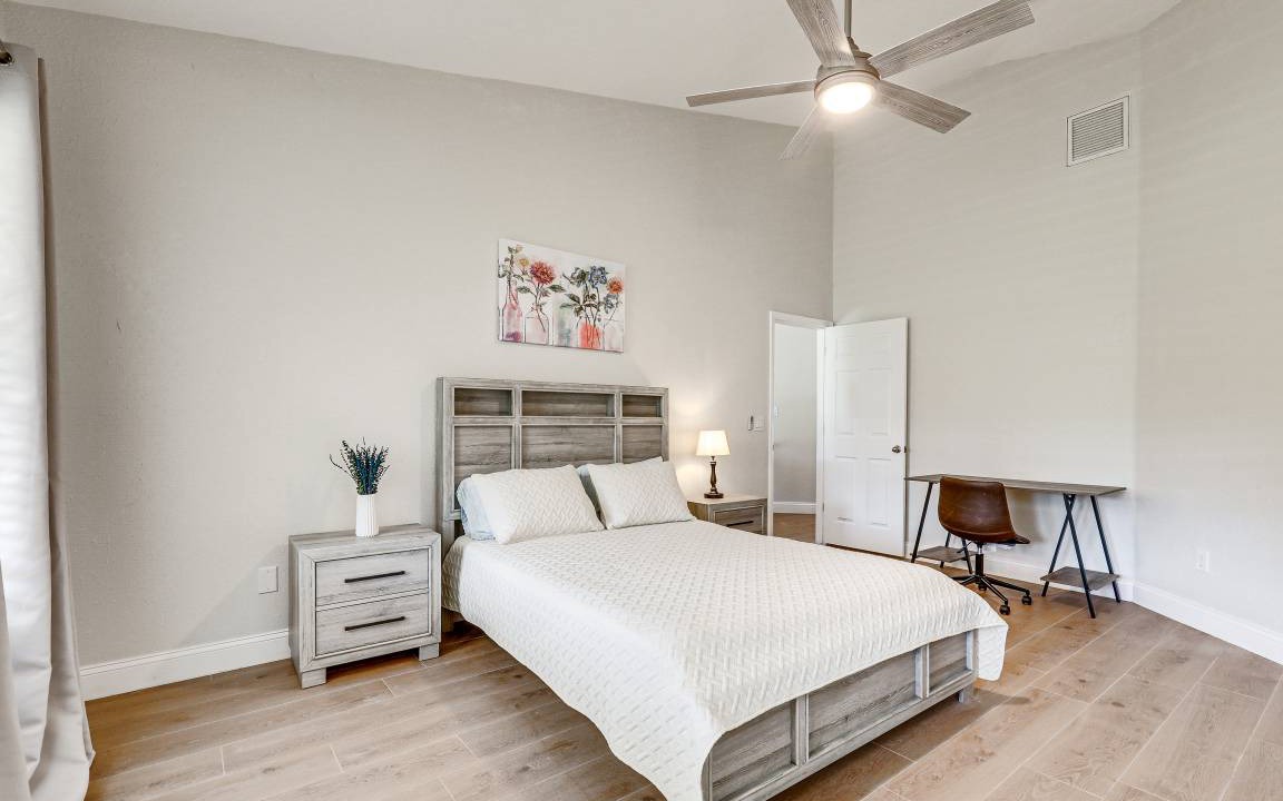 Photo of Bedroom in Valrico