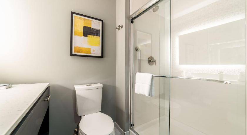 Photo of Bathroom in Everglades City
