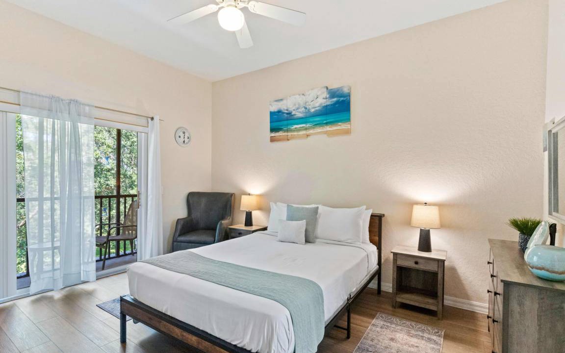 Photo of Bedroom in Bahama Bay