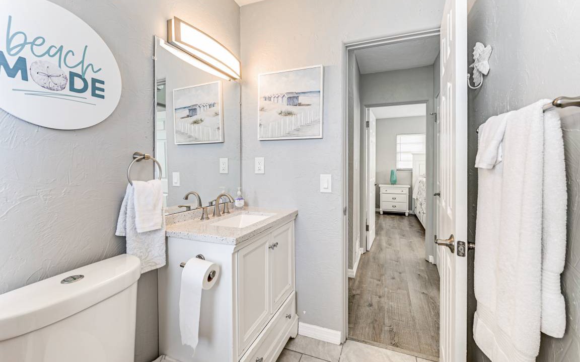 Photo of Bathroom in Venice Gardens