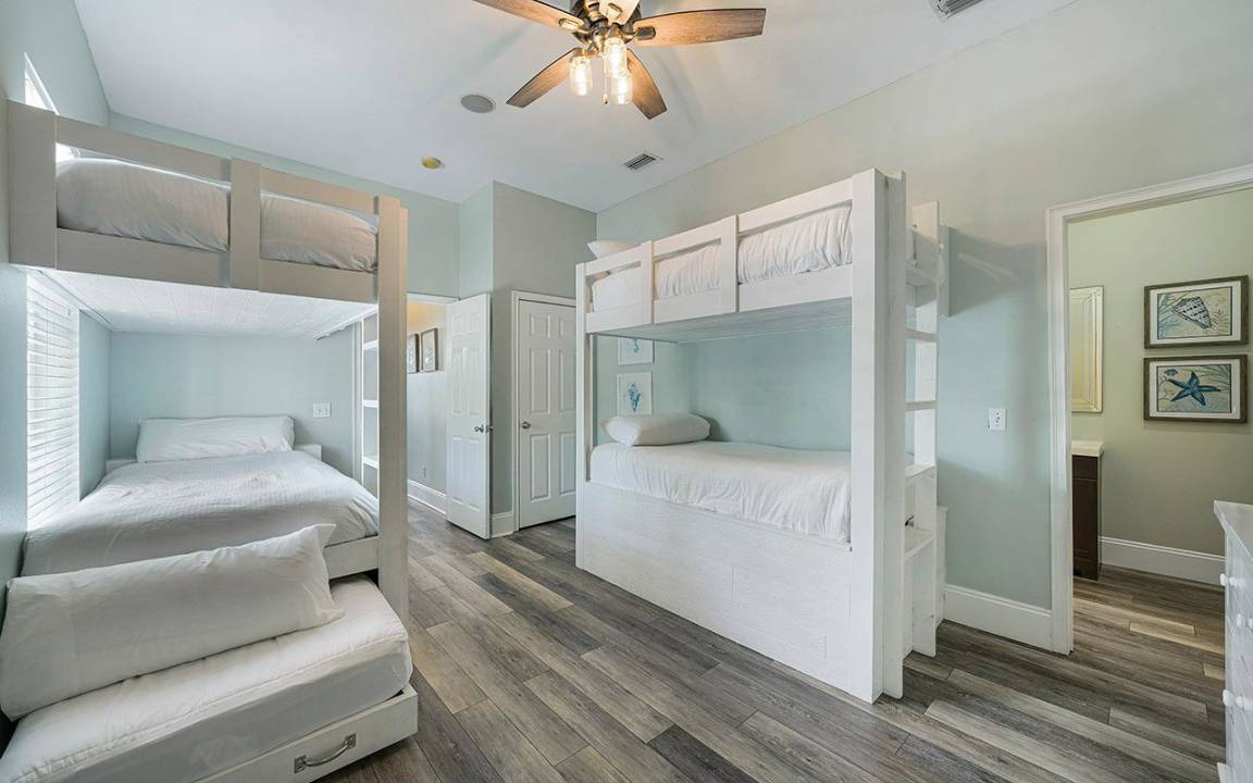 Photo of Bedroom in Gulf Pines
