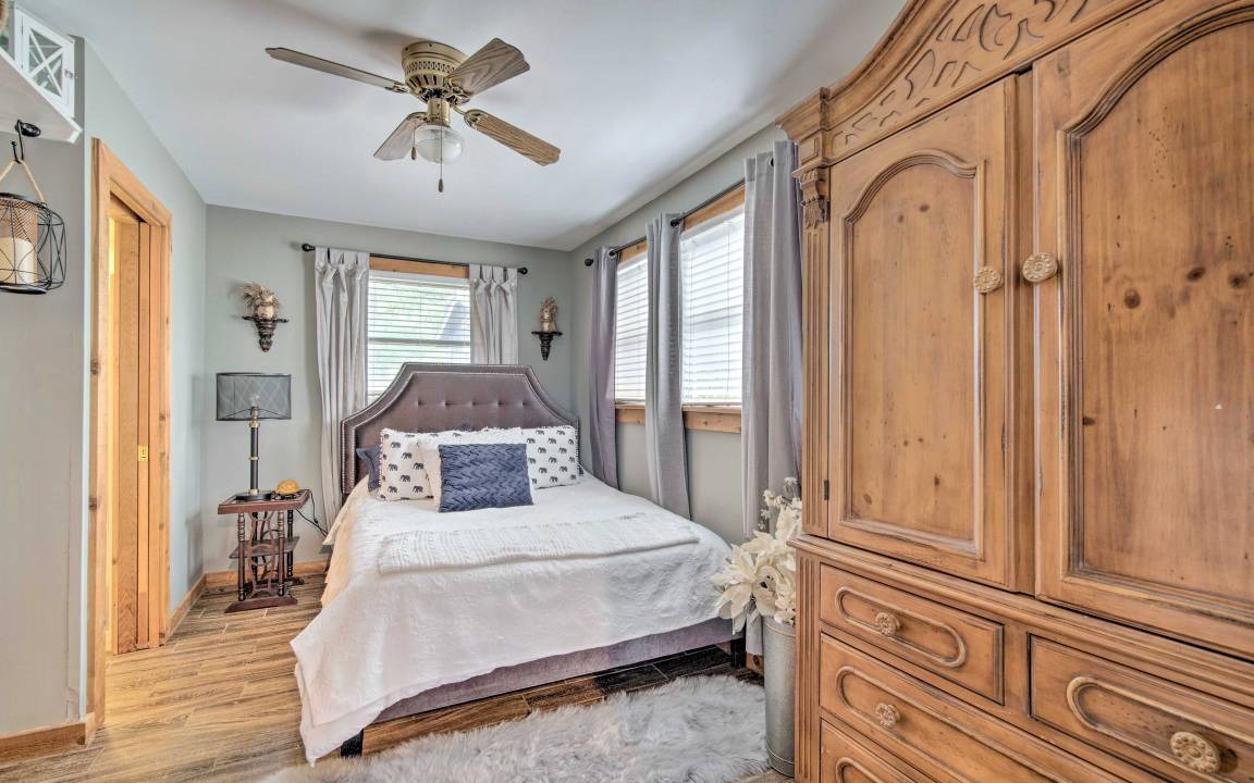Photo of Bedroom in Bushnell