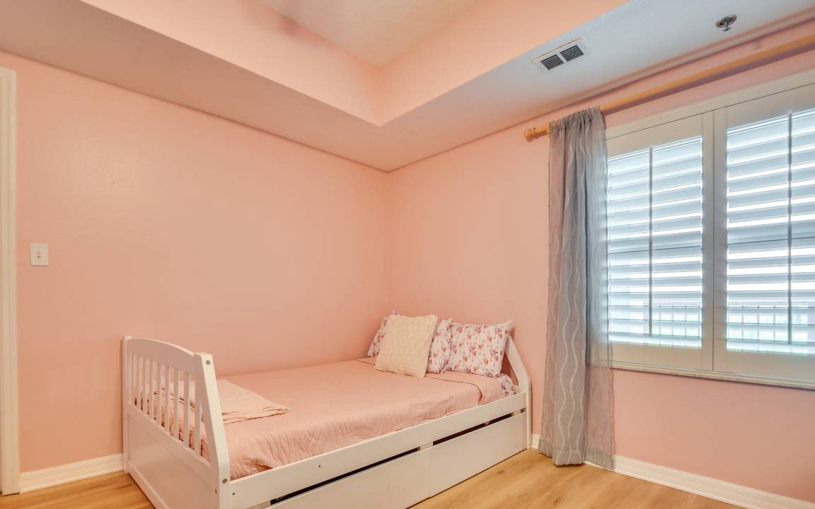 Photo of Bedroom in New Smyrna Beach