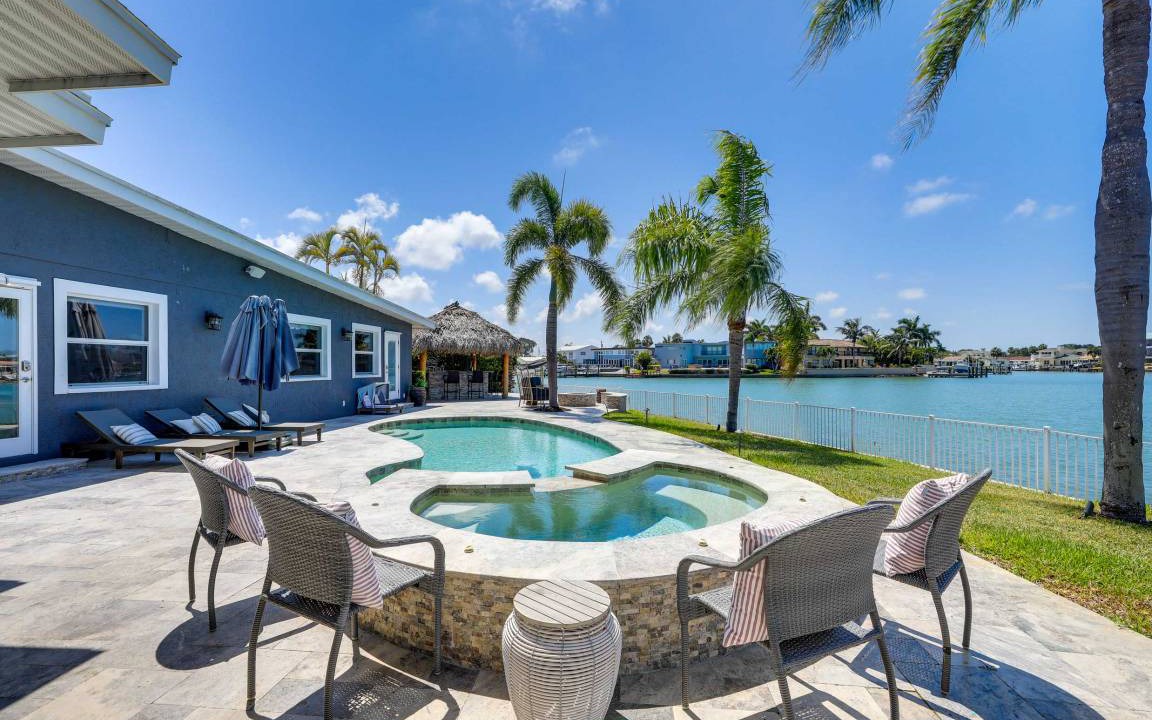 Photo of Others in Causeway Isles
