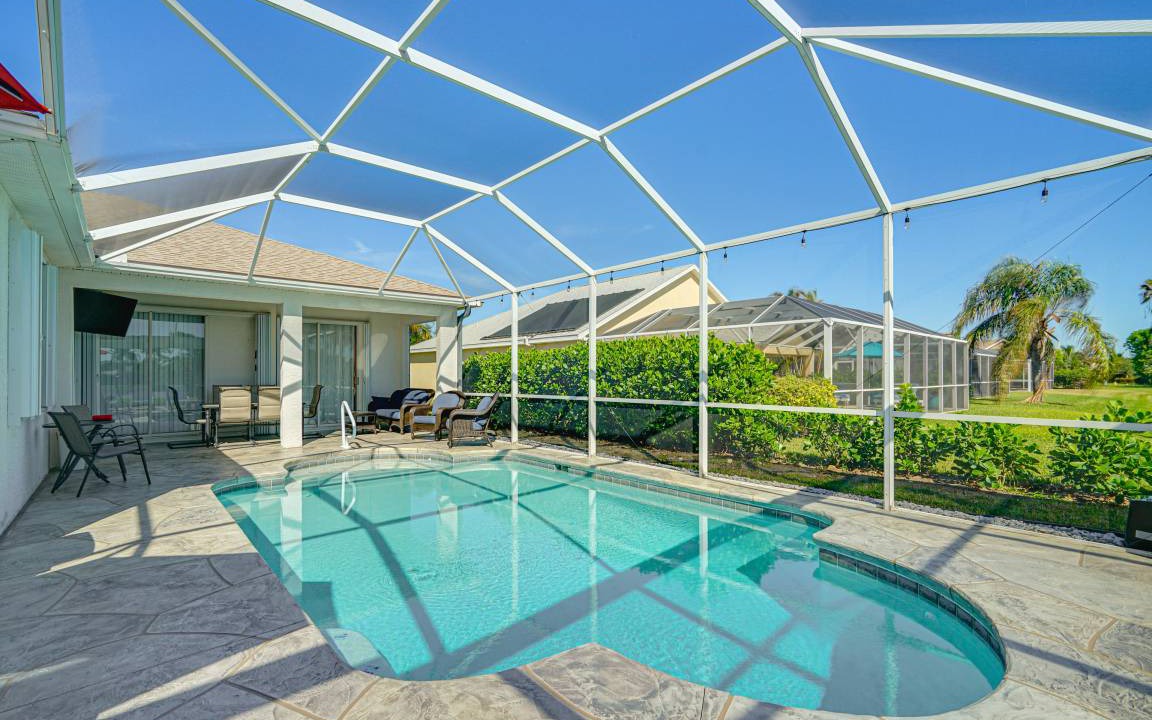 Photo of Patio Balcony in Beachwalk Isles