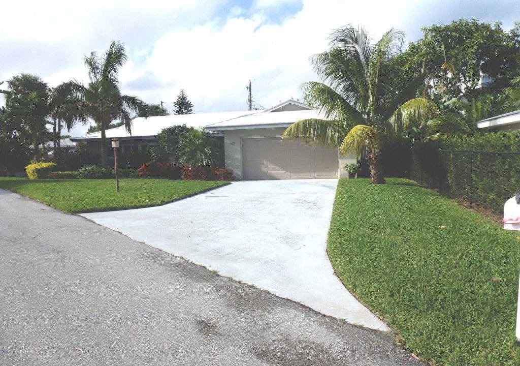Photo of Buildings in Juno Beach