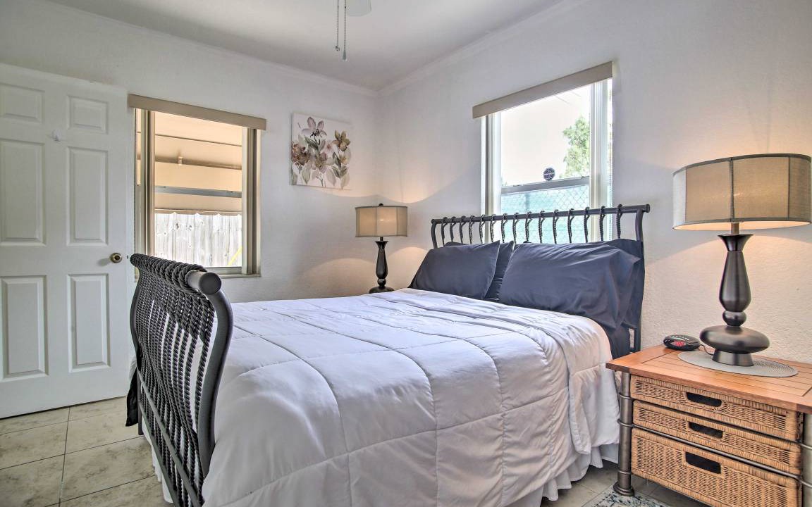Photo of Bedroom in Dania Beach