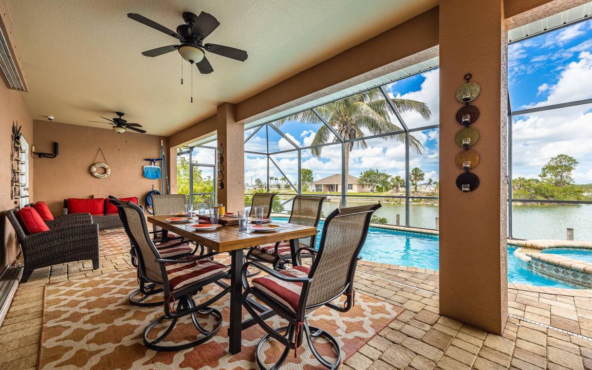 Photo of Patio Balcony in Jacarandas