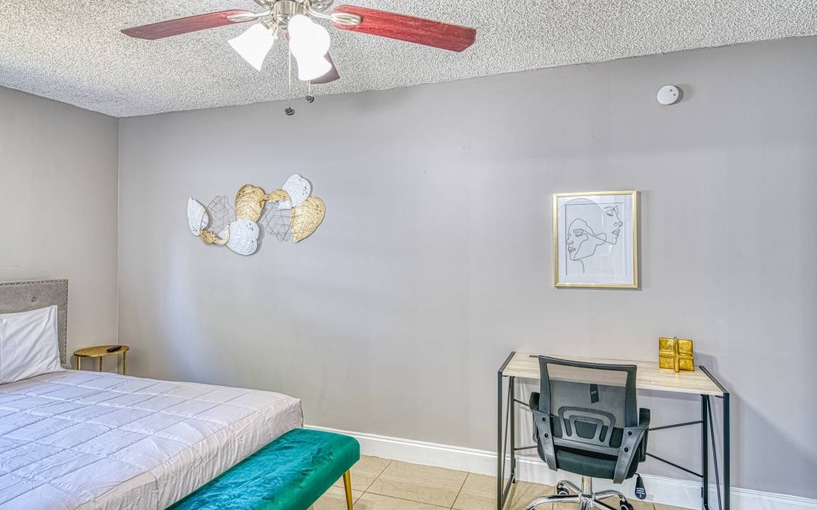 Photo of Bedroom in Deerfield Beach