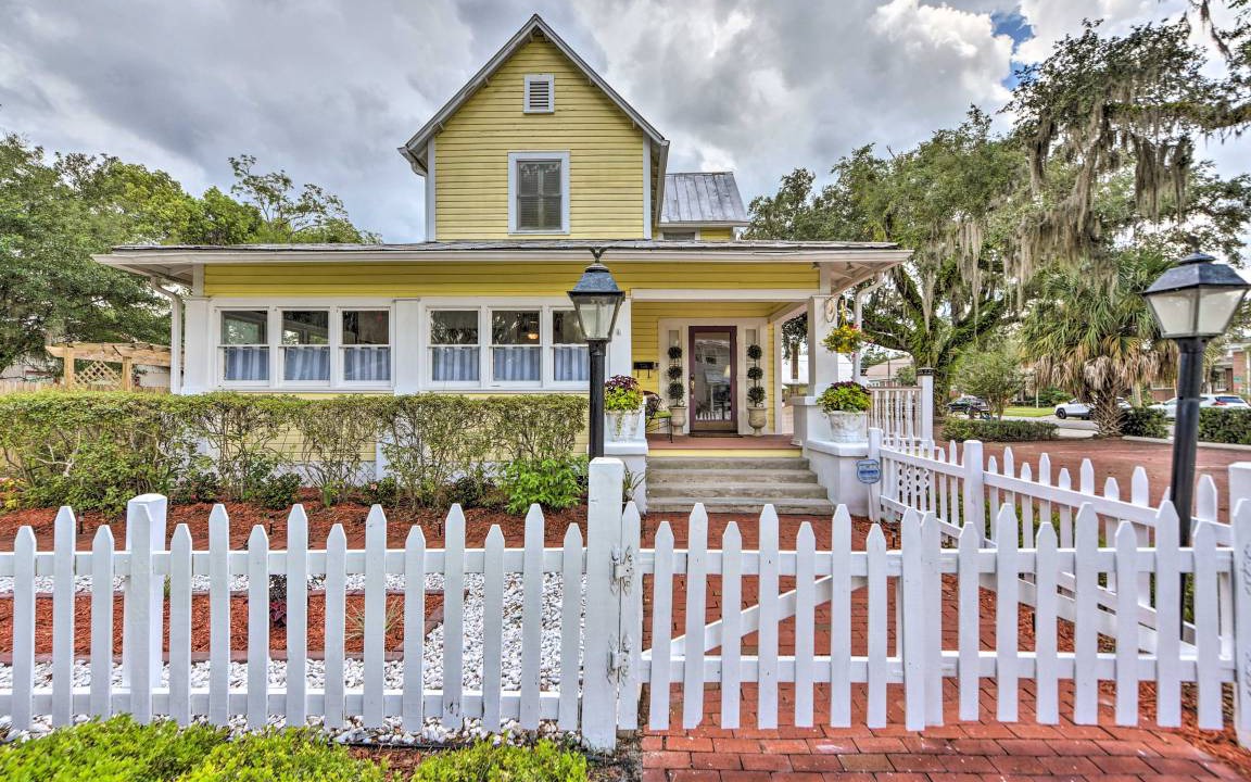 Photo of Buildings in Green Cove Springs