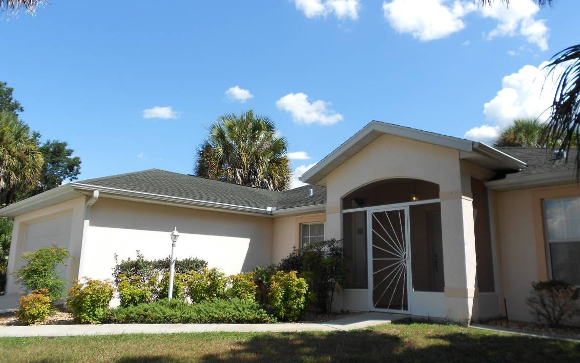 Photo of Buildings in Hernando