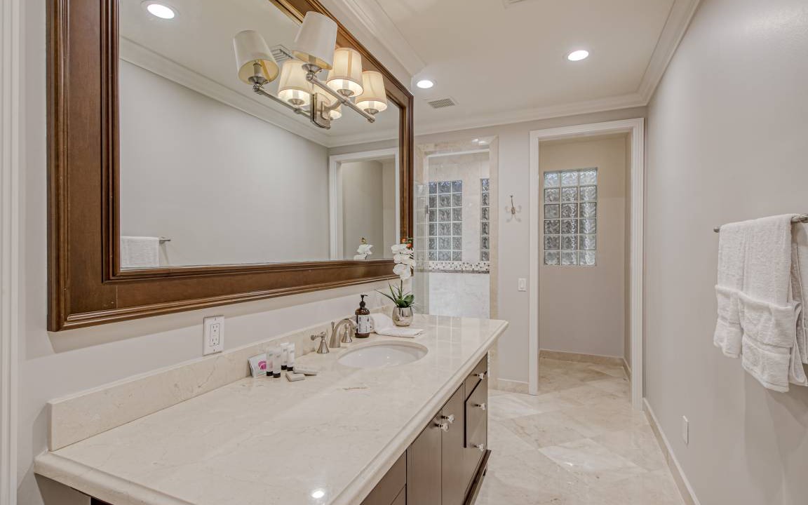 Photo of Bathroom in Highland Beach