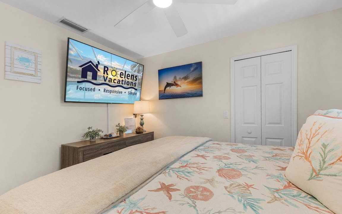 Photo of Bedroom in Pelican