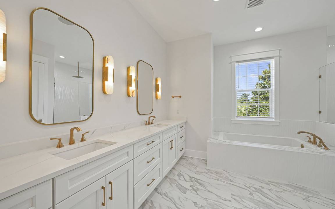 Photo of Bathroom in St. Tropez