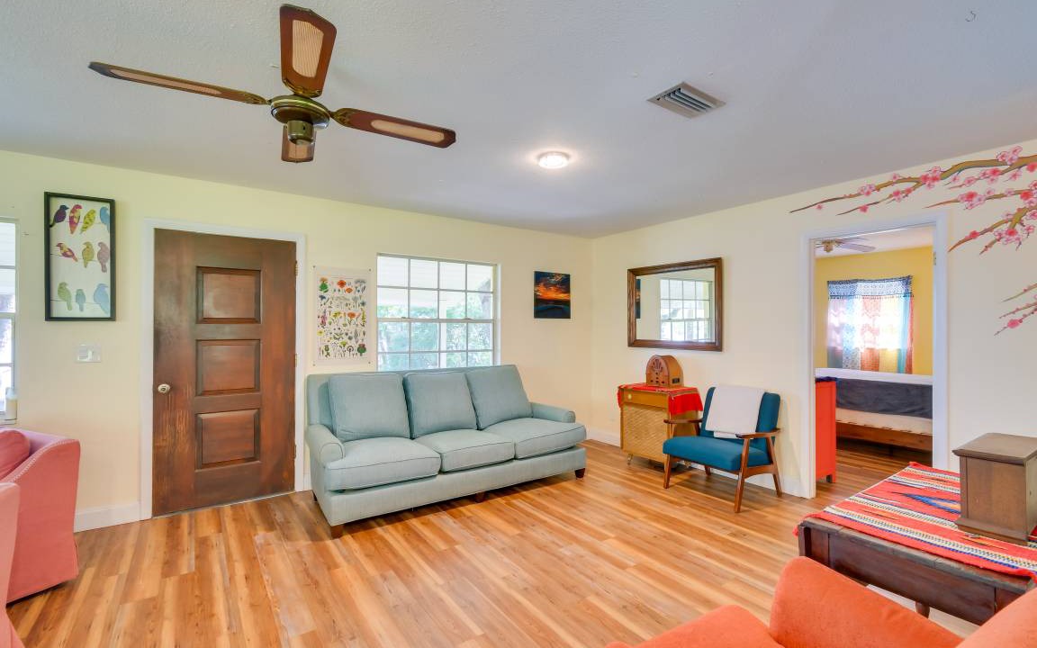 Photo of Livingroom in Hawthorne