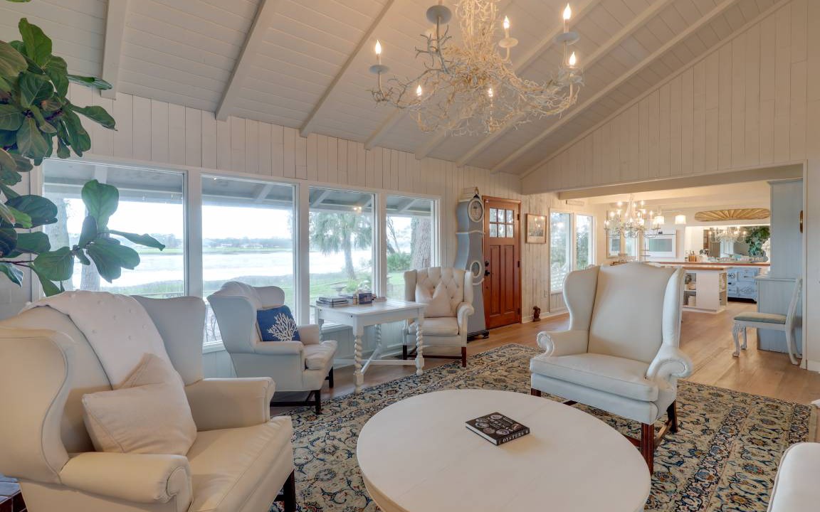 Photo of Livingroom in Fernandina Beach