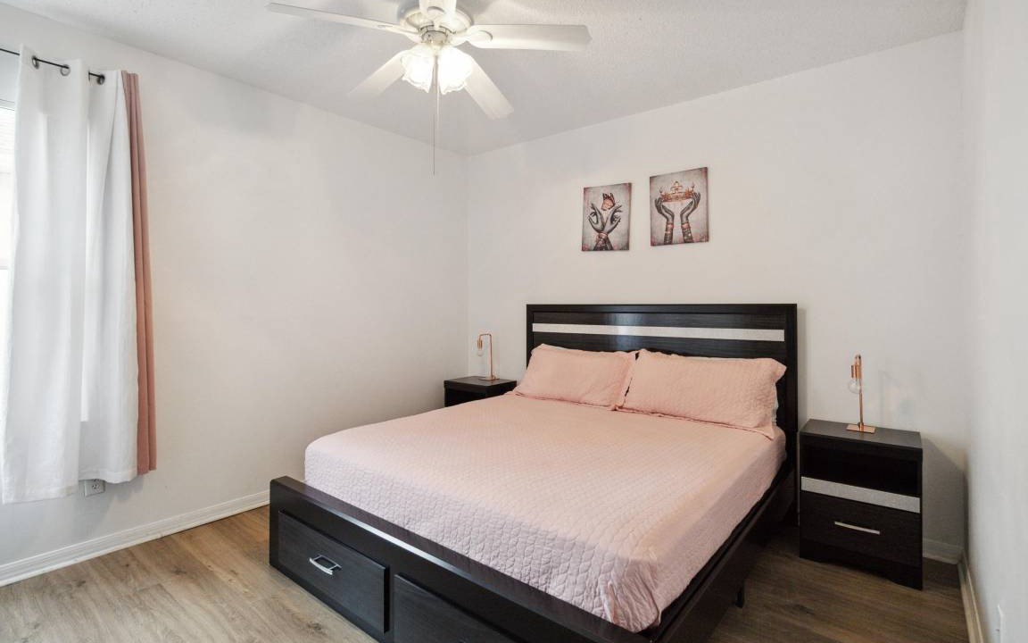 Photo of Bedroom in Sunset Ridge