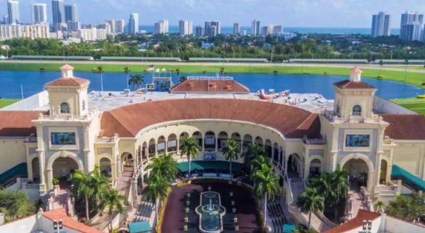 Photo of Others in Hallandale Beach