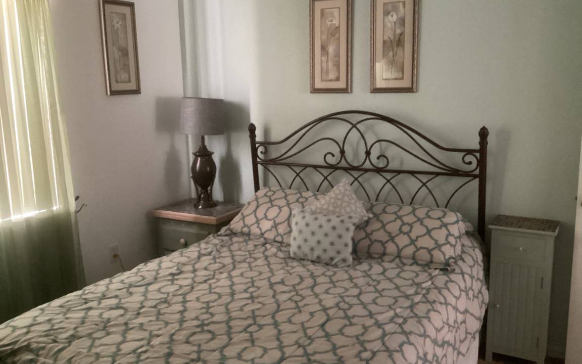Photo of Bedroom in Crescent Lakes