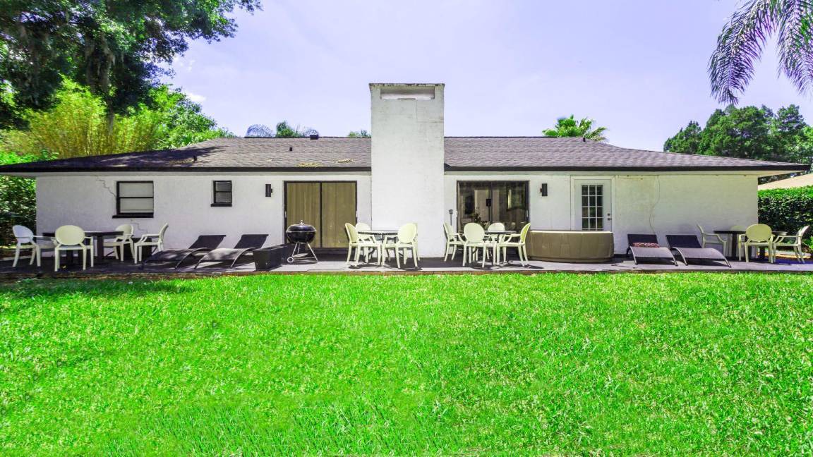 Photo of Buildings in Saddlebrook