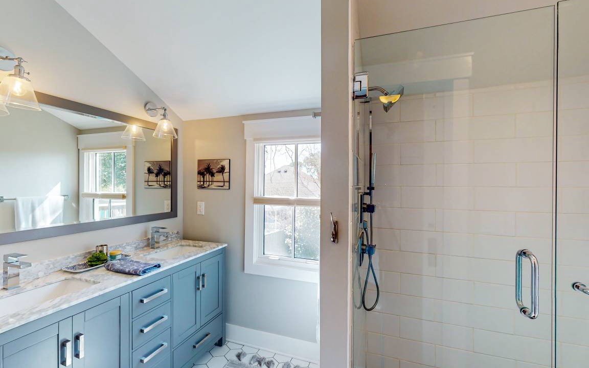 Photo of Bathroom in East Hill