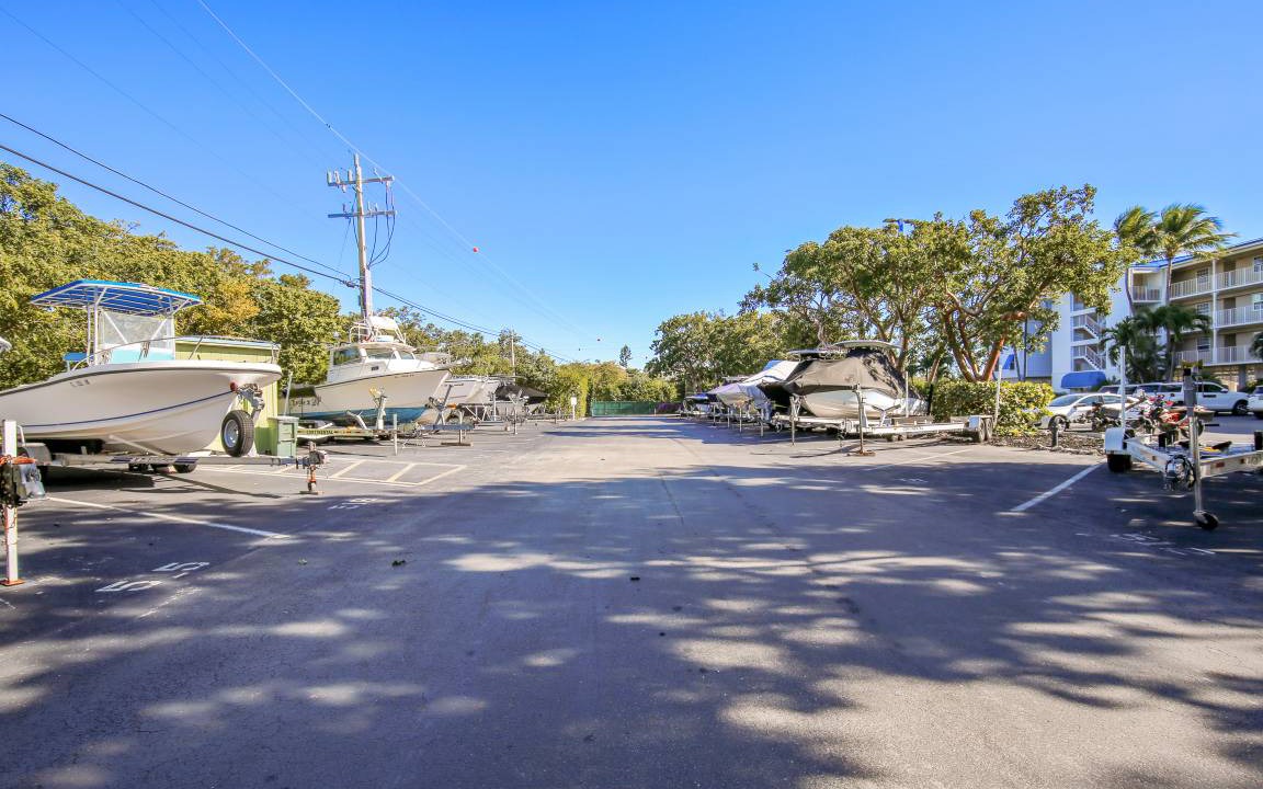 Photo of Others in Tavernier