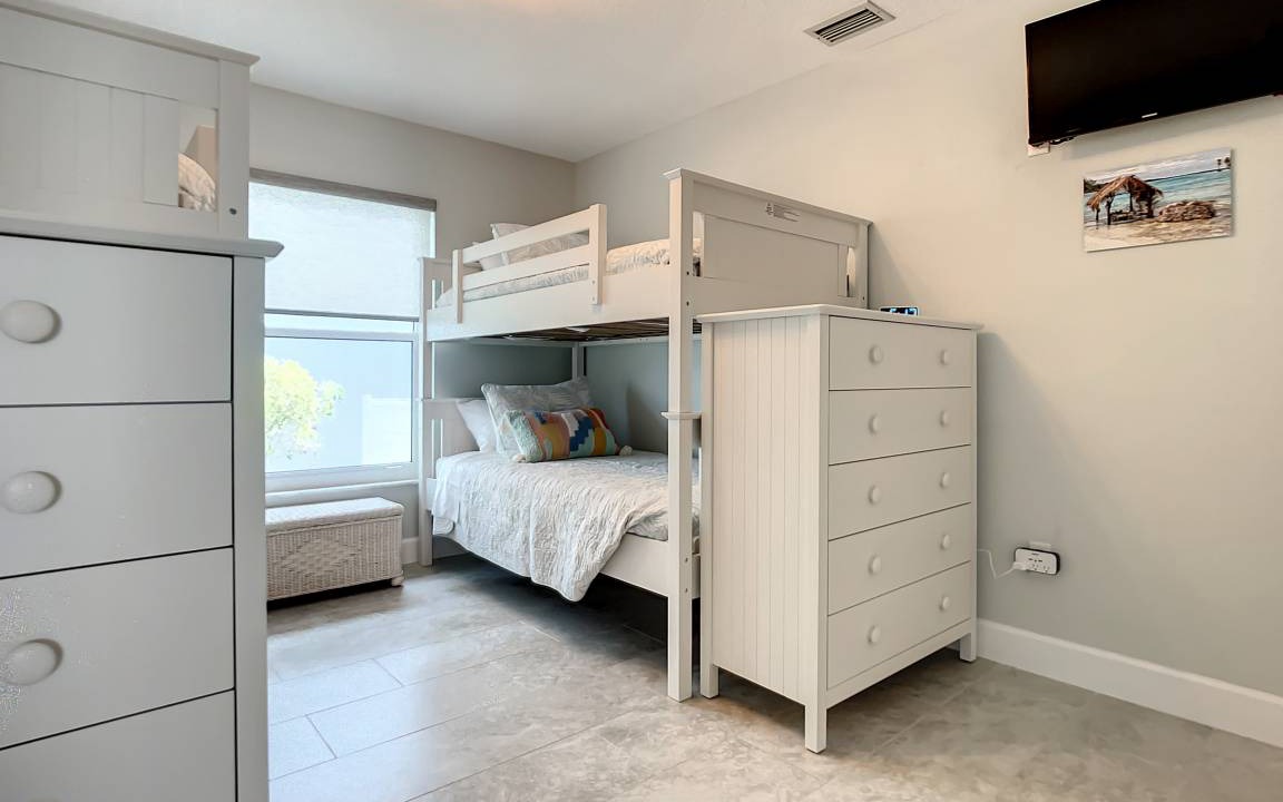 Photo of Bedroom in Horton Shores