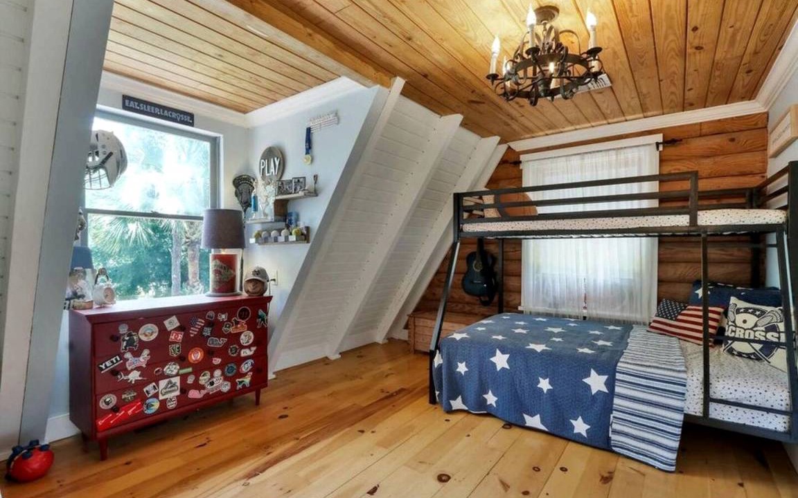 Photo of Bedroom in Palm Beach Country Estates
