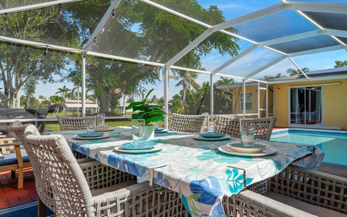 Photo of Patio Balcony in Yacht Club