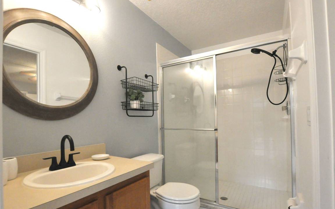 Photo of Bathroom in Thousand Oaks