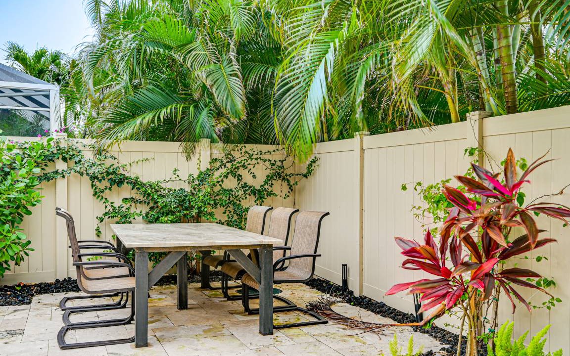 Photo of Patio Balcony in Naples Park
