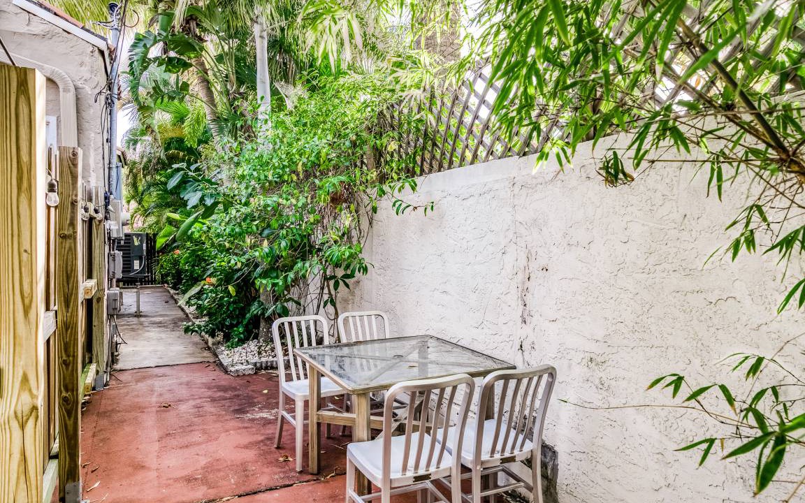 Photo of Patio Balcony in Old Northwood