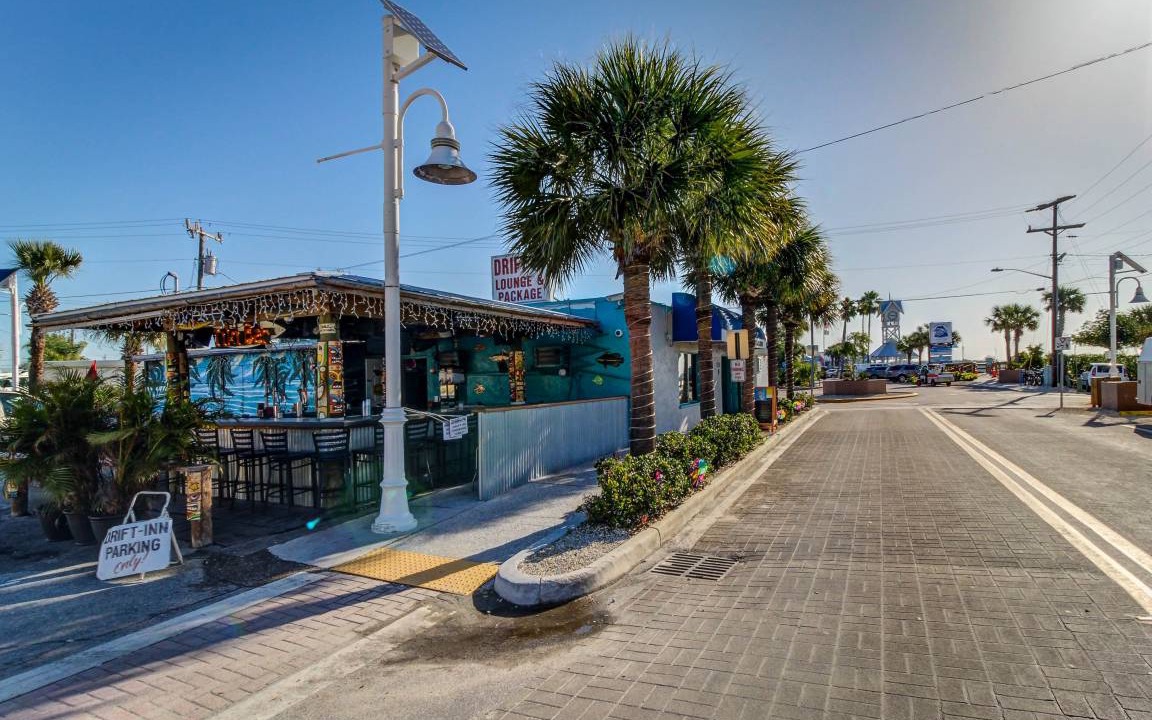 Photo of Others in Anna Maria