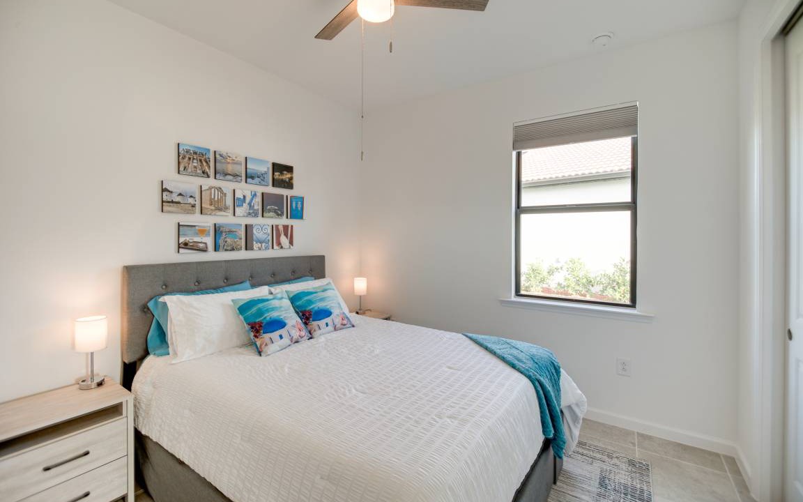 Photo of Bedroom in River Hall