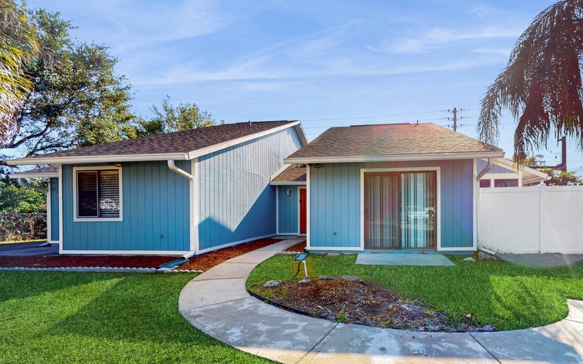Photo of Buildings in Indian Trails