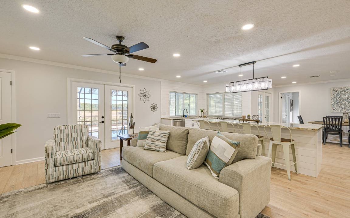 Photo of Livingroom in Spring Hill