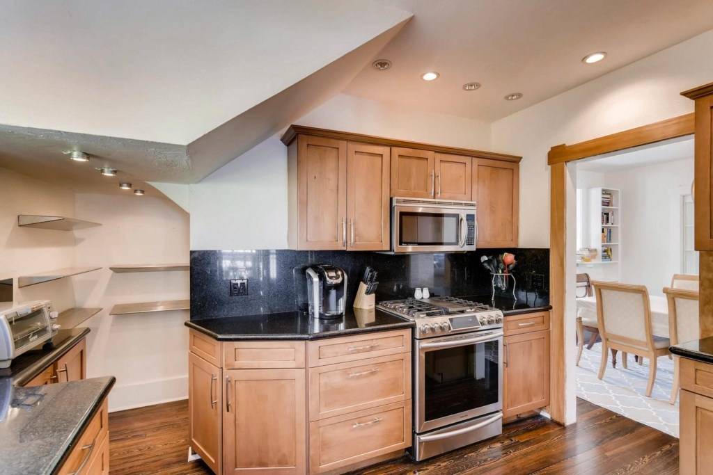 Photo of Kitchen in Flamingo Parks