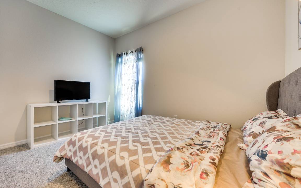 Photo of Bedroom in Newberry