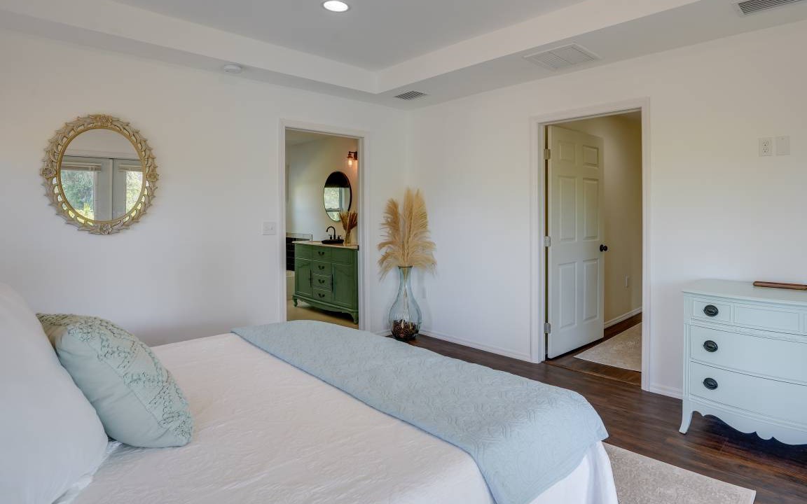 Photo of Bedroom in Eisenhower