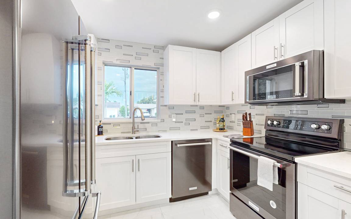 Photo of Kitchen in Isles of Capri
