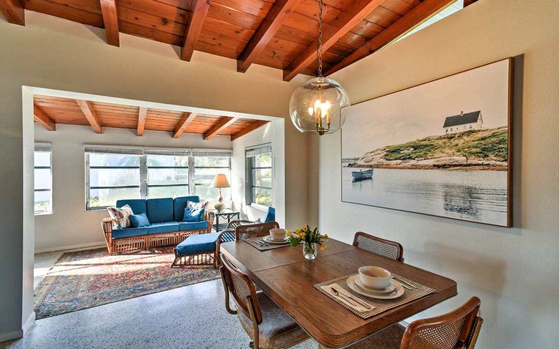 Photo of Livingroom in Laurel