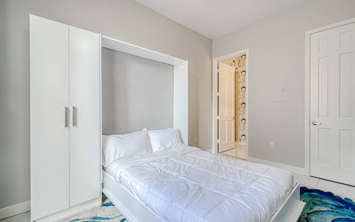 Photo of Bedroom in Highland Beach
