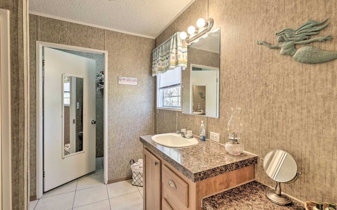 Photo of Bathroom in Salem
