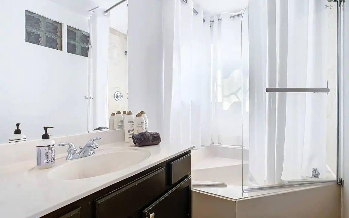 Photo of Bathroom in Highlands Reserve