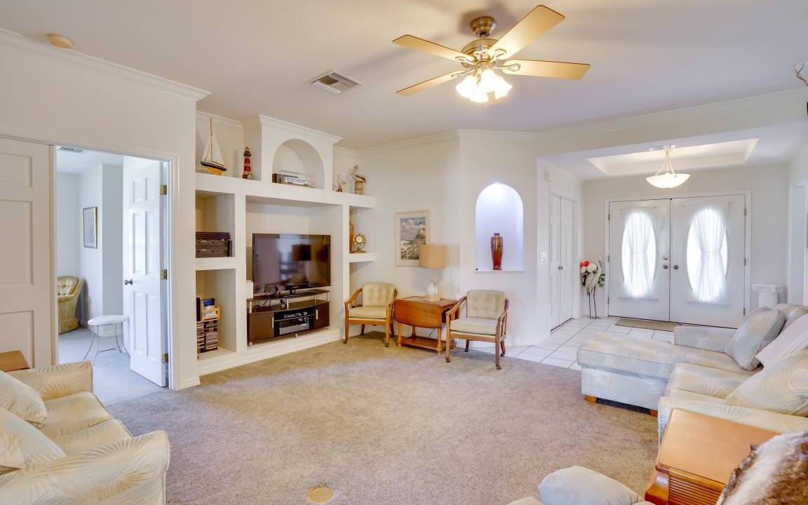 Photo of Livingroom in Sebring