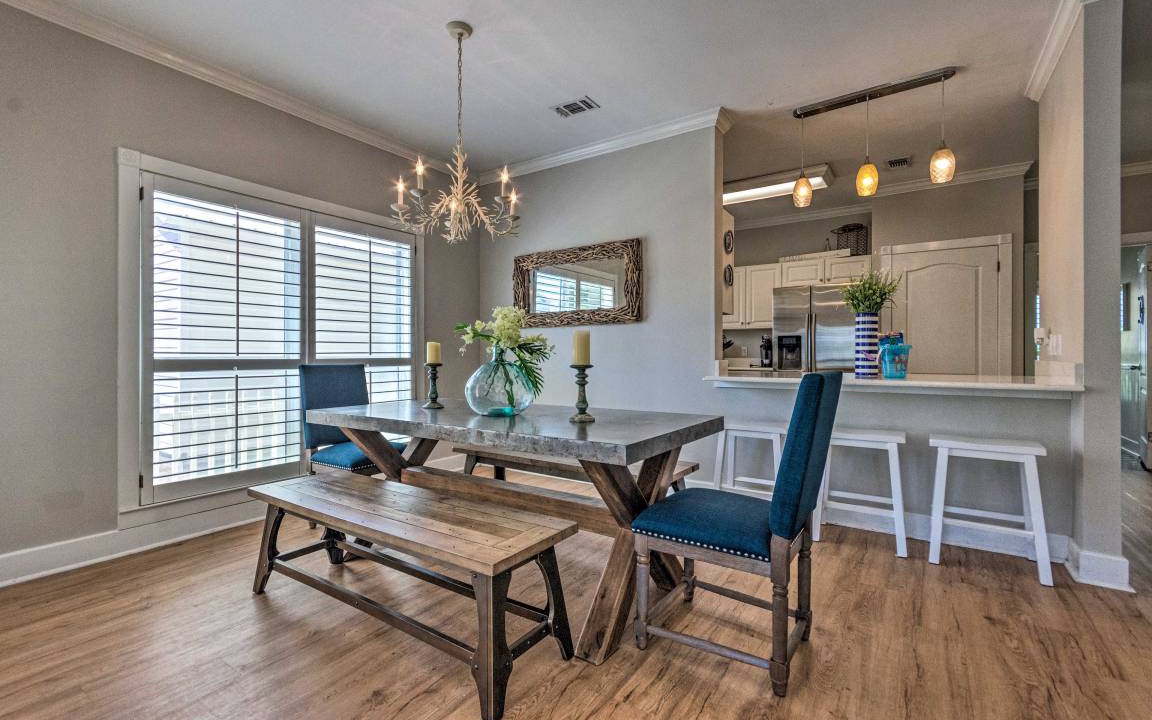 Photo of Livingroom in Crystal Shores