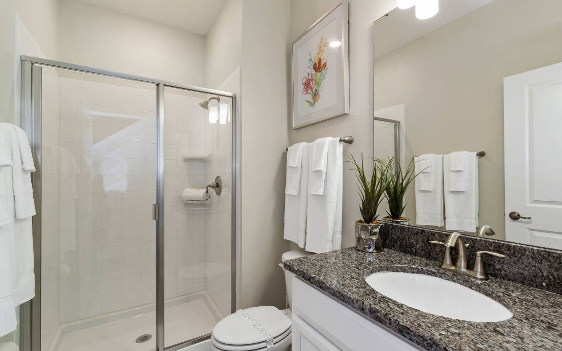 Photo of Bathroom in Davenport