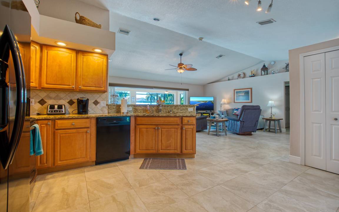 Photo of Kitchen in Caloosahatchee