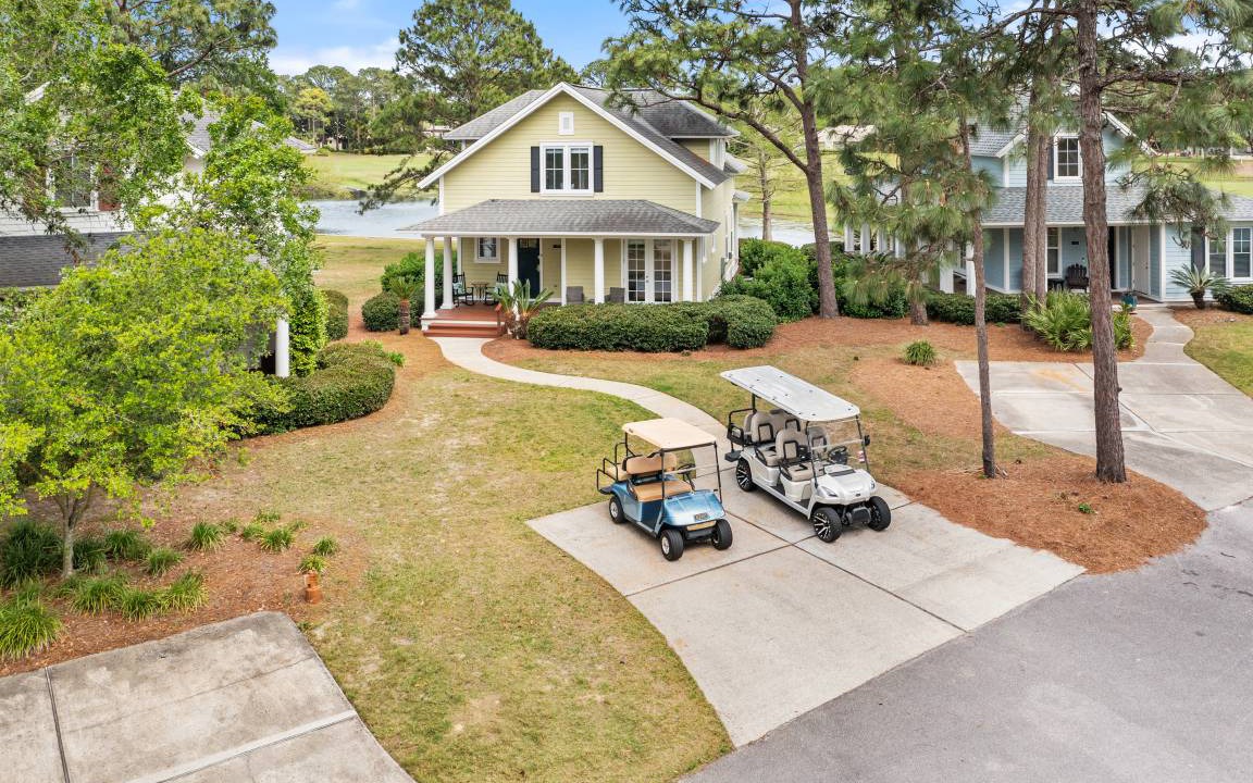 Photo of Others in Laurel Grove